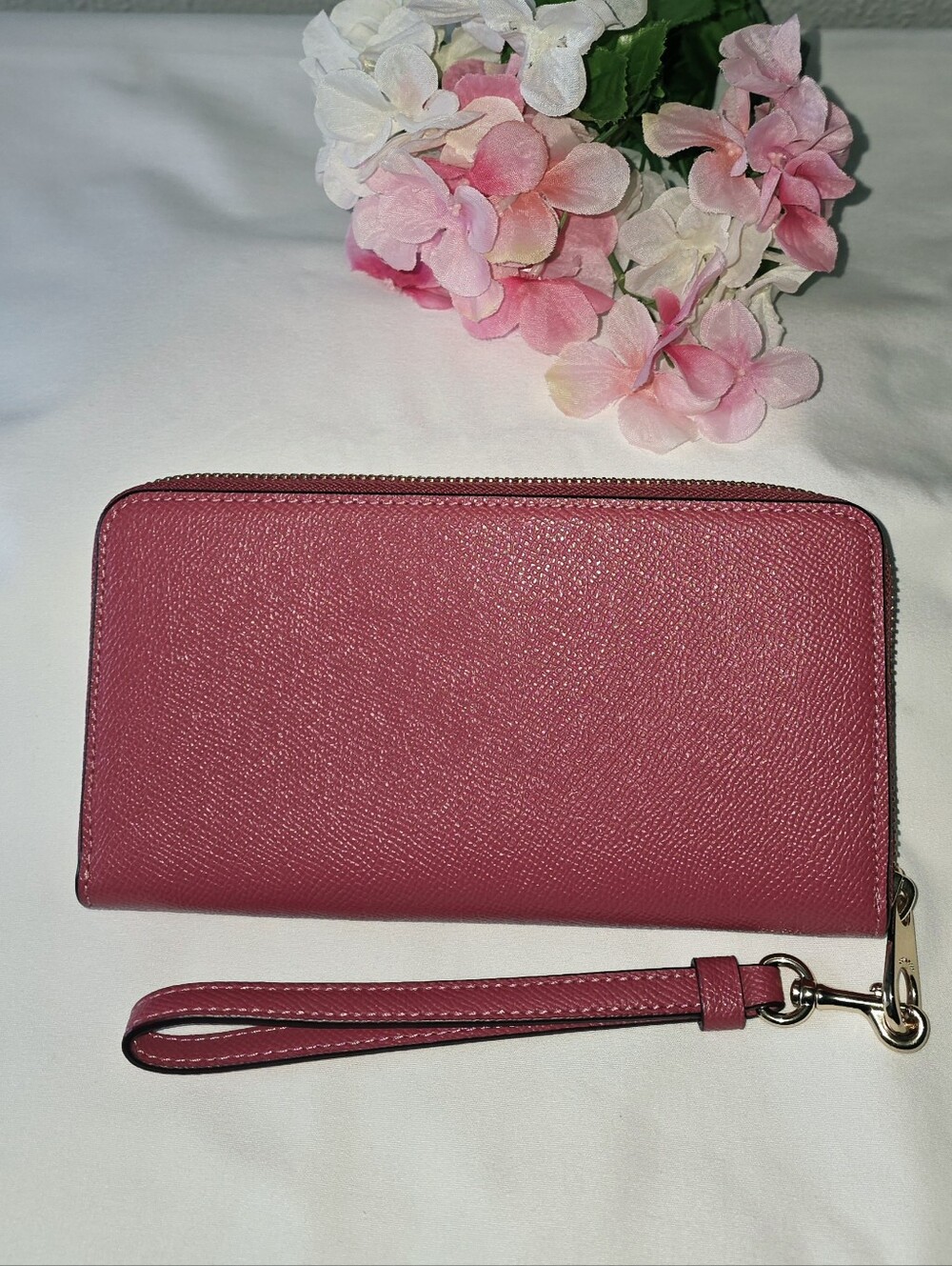 Coach Pink Long Zip Around Leather Wallet/ Wristlet - Picture 2 of 7